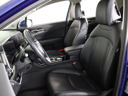 Used 2023 Kia Sportage EX FWD image 28