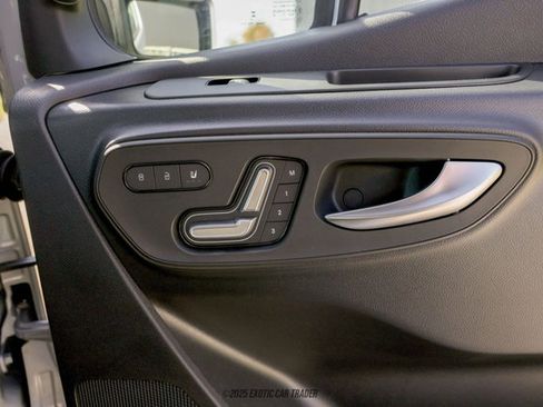 Used 2025 Mercedes-Benz Sprinter 2500 image 73