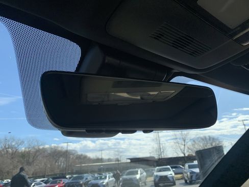 Used 2022 Lexus IS 350 F Sport image 27