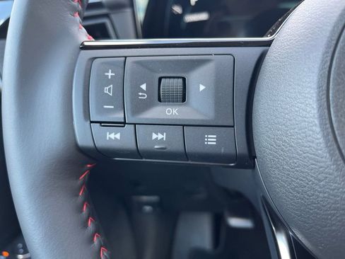 New 2026 Nissan Kicks SR w/ SR Premium Package image 10