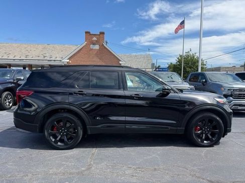 Used 2024 Ford Explorer ST w/ Equipment Group 401A AWD/4WD image 8