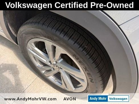 Used 2024 Volkswagen Atlas Cross Sport SEL R-Line AWD/4WD image 11