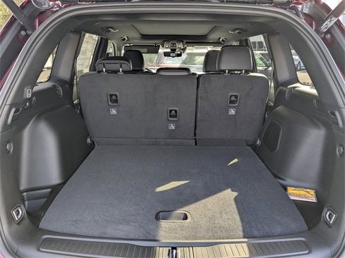 New 2026 Jeep Grand Cherokee Limited image 13