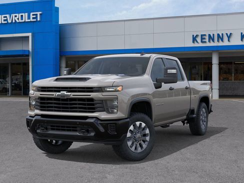 New 2026 Chevrolet Silverado 2500 Custom w/ Custom Value Package AWD/4WD image 6