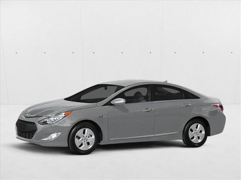 Used 2012 Hyundai Sonata Hybrid image 1