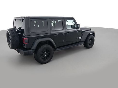 Used 2018 Jeep Wrangler Unlimited Sport S AWD/4WD image 5