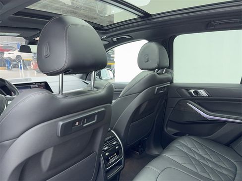 Used 2023 BMW X5 sDrive40i w/ Premium Package image 43