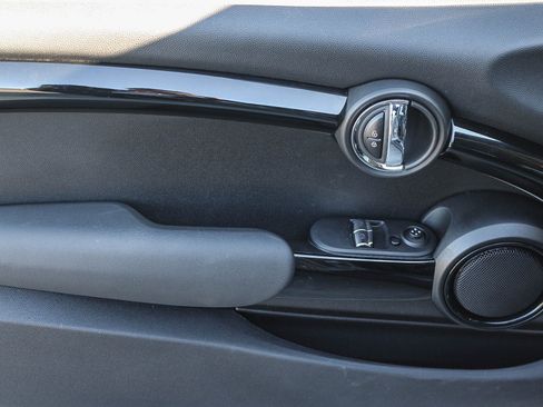 Used 2023 MINI Cooper SE image 21