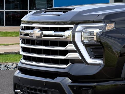 New 2026 Chevrolet Silverado 3500 High Country w/ High Country Premium Package AWD/4WD image 13