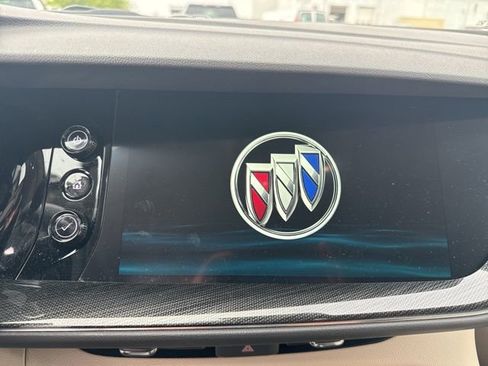 Used 2022 Buick Envision Preferred FWD image 14