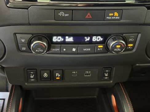 Used 2023 Nissan Frontier Pro-X w/ Pro-X Premium Package RWD image 19
