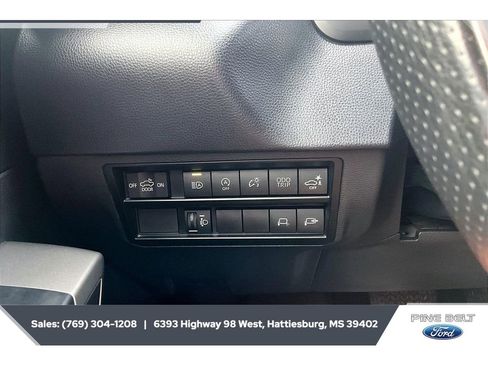 Used 2023 Toyota Tundra SR5 w/ SR5 Premium Package AWD/4WD image 22