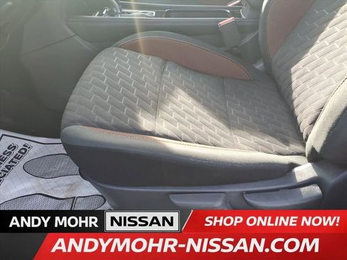 Used 2024 Nissan Kicks SR image 9