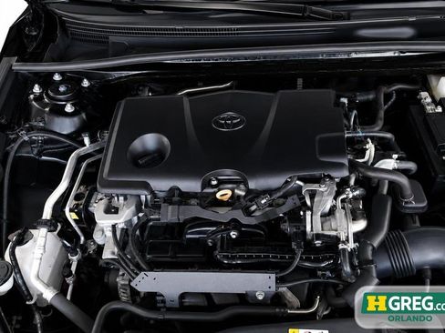 Used 2019 Toyota Camry XSE FWD image 14