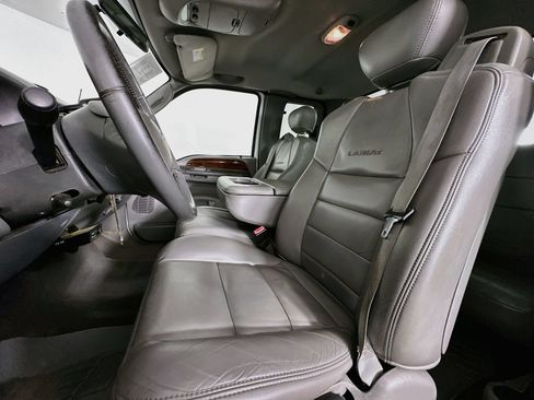 Used 2004 Ford F250 Lariat AWD/4WD image 19