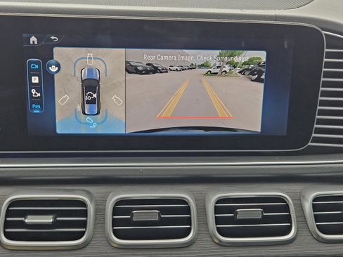 Certified 2026 Mercedes-Benz GLS 450 4MATIC image 10