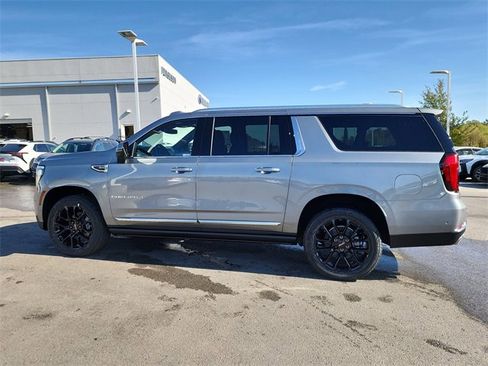 New 2026 GMC Yukon XL Denali image 7