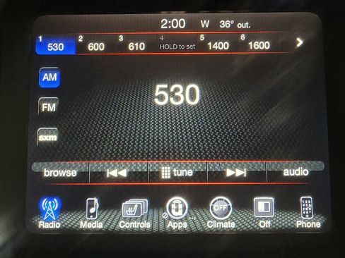 Used 2016 Jeep Cherokee Limited image 25