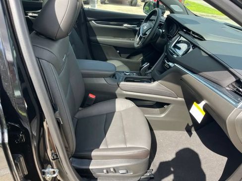 New 2026 Cadillac XT5 Premium Luxury w/ LPO, Floor Liner Package FWD image 39