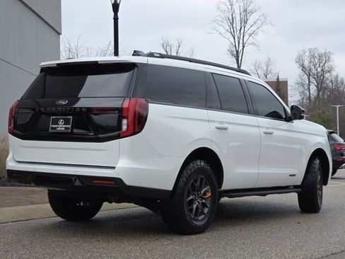 Used 2025 Ford Expedition Tremor image 27
