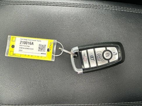 Certified 2022 Ford Edge SEL w/ Convenience Package AWD/4WD image 47