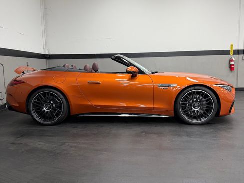 Used 2024 Mercedes-Benz SL 63 AMG 4MATIC image 5