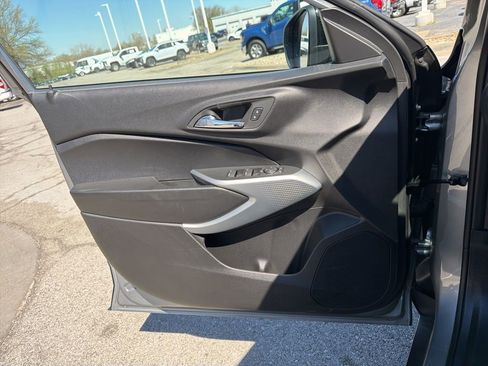 New 2026 Chevrolet Trax RS FWD image 27