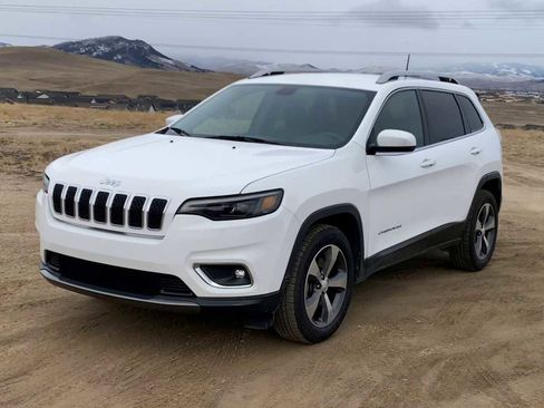 Used 2019 Jeep Cherokee Limited image 4