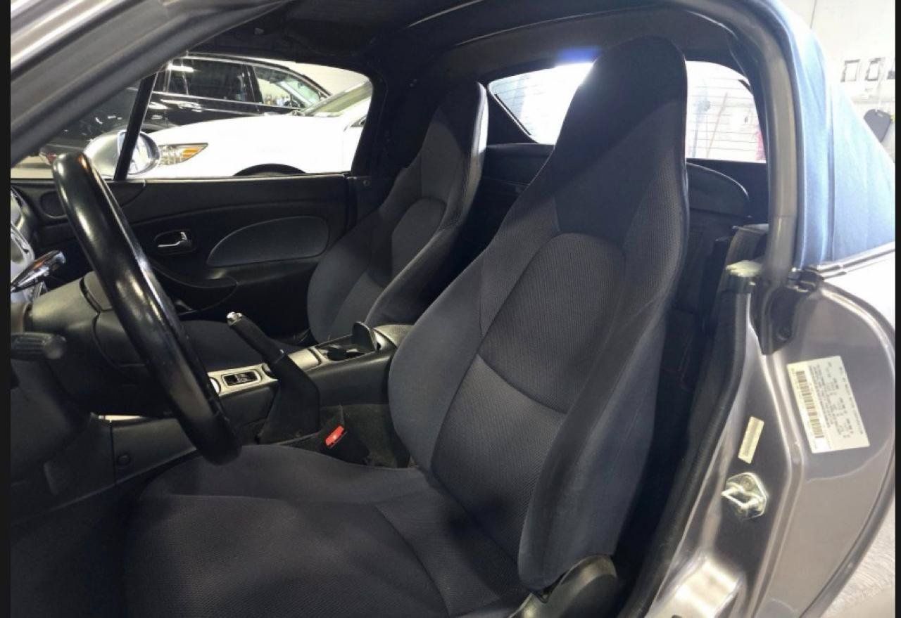 Used 2003 MAZDA MX-5 Miata RWD image 12