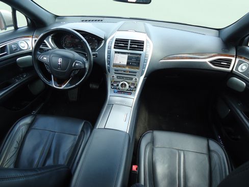 Used 2019 Lincoln MKZ Reserve w/ Luxury Package AWD/4WD image 11