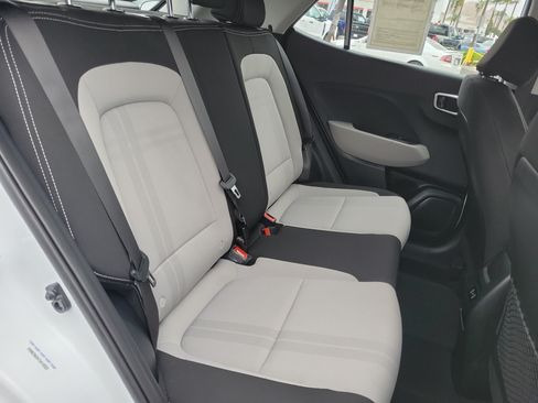 Certified 2026 Hyundai Venue SEL FWD image 27