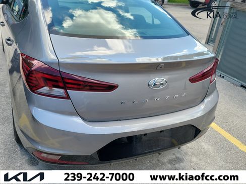 Used 2020 Hyundai Elantra Value Edition w/ Cargo Package (C1) FWD image 5