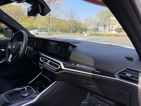 Used 2023 BMW 330i Sedan w/ Driving Assistance Package image 39