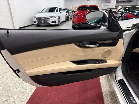 Used 2016 BMW Z4 sDrive28i RWD image 24