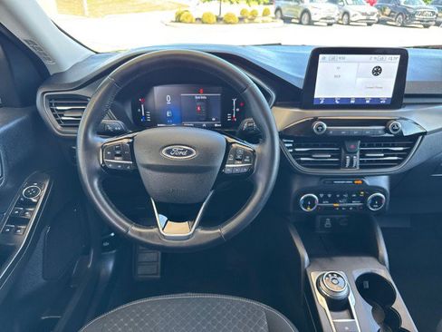 Used 2024 Ford Escape Active AWD/4WD image 8