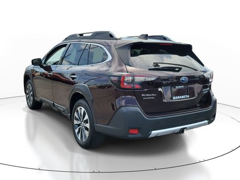 Certified 2024 Subaru Outback Touring AWD/4WD image 4