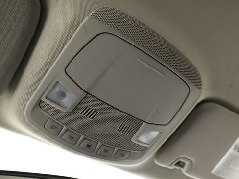 Used 2015 Ford Fusion SE image 27