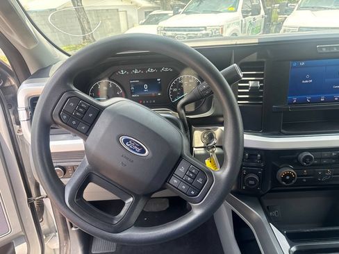 Used 2025 Ford F250 XLT w/ FX4 Off-Road Package AWD/4WD image 6