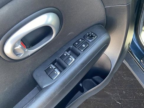 Certified 2019 Kia Soul + image 29