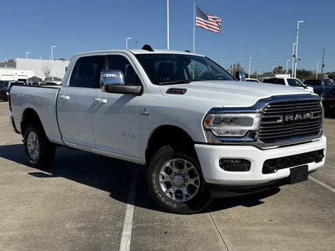 Used 2024 RAM 2500 Laramie image 2