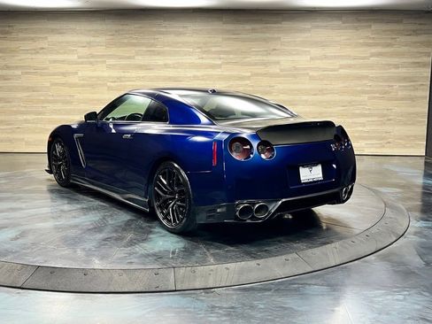 Used 2013 Nissan GT-R Premium AWD/4WD image 14