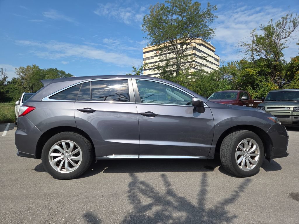 Used 2017 Acura RDX w/ Technology Package AWD/4WD image 25
