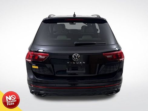 Used 2024 Volkswagen Tiguan SE R-Line FWD image 5
