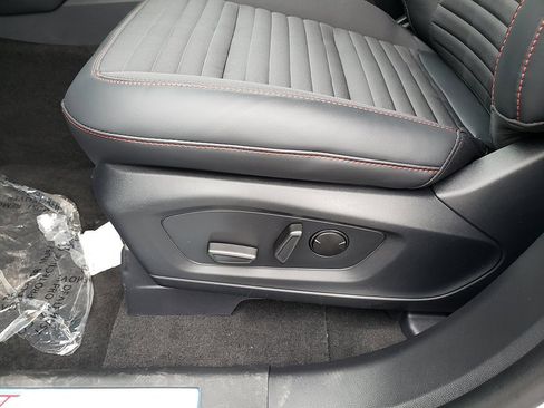 New 2026 Ford Explorer ST-Line w/ ST-Line Street Pack image 20