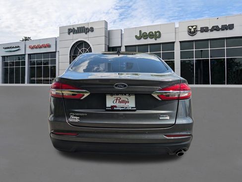 Used 2020 Ford Fusion SEL image 4