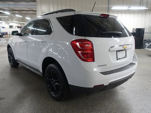 Used 2017 Chevrolet Equinox LT w/ Convenience Package FWD image 5