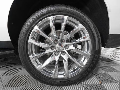 Used 2022 Cadillac Escalade ESV Premium Luxury w/ LPO, Radiant Package image 33