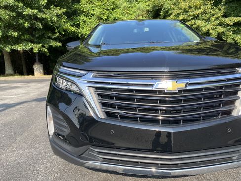 Used 2023 Chevrolet Equinox LT FWD image 14