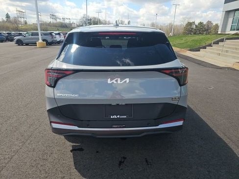 New 2026 Kia Sportage EX FWD image 3
