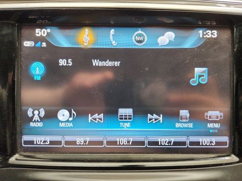 Used 2019 Buick Envision Essence image 19